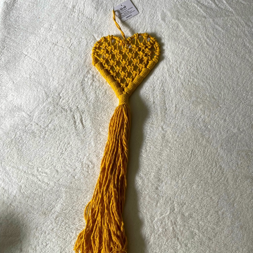 Woven heart wall decor